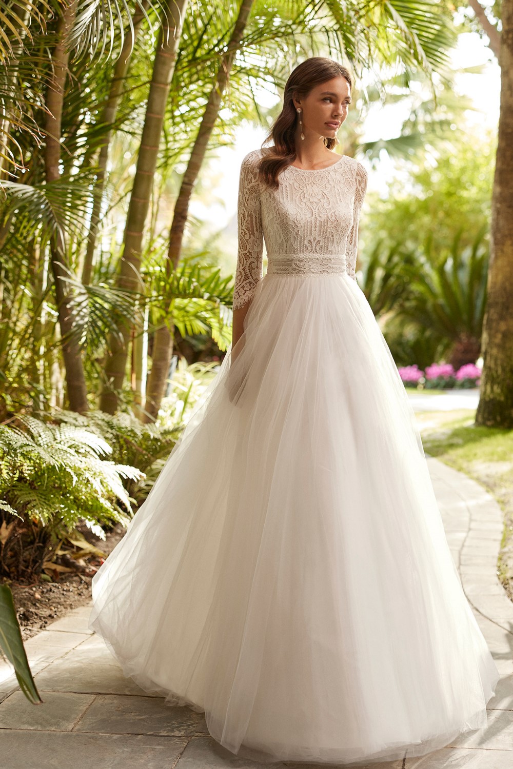 brautmode livia - bridal collection 23 - dress 13-1