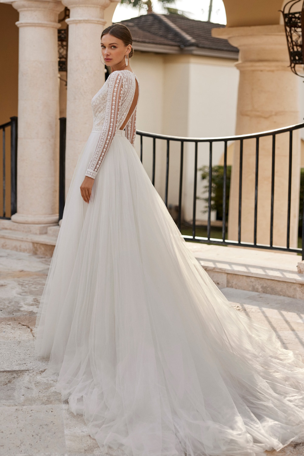 brautmode livia - bridal collection 24 - dress 11-2