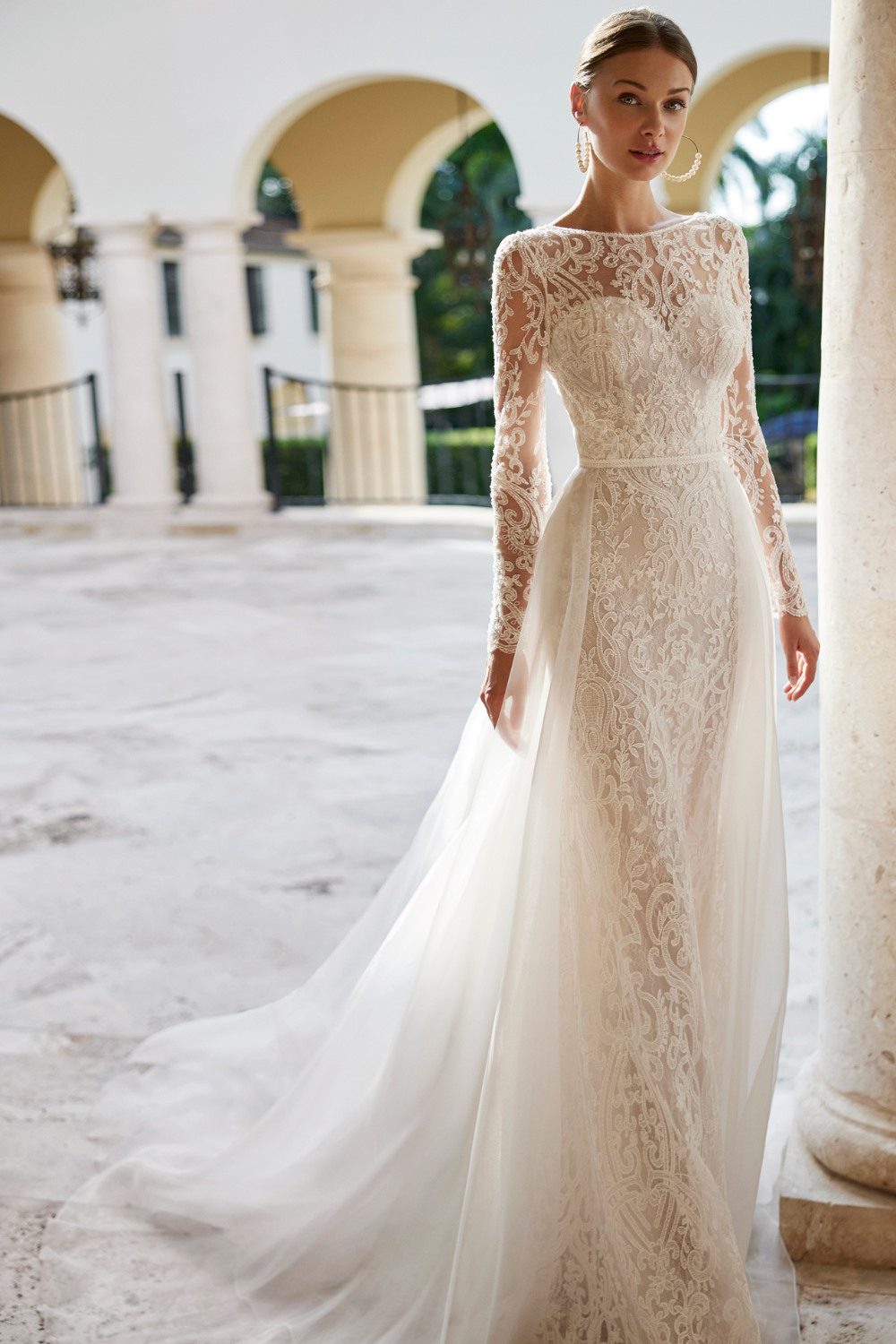 brautmode livia - bridal collection 24 - dress 4-1