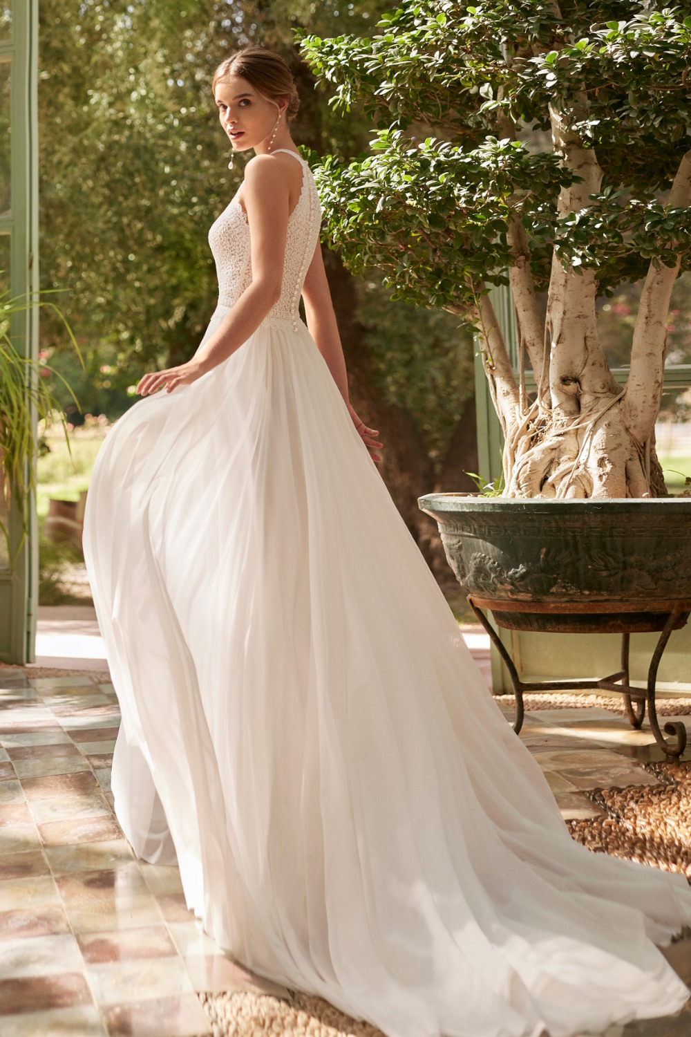brautmode livia - bridal collection 24 - dress 6-2
