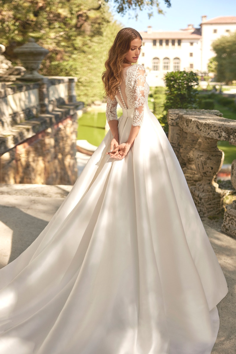 brautmode livia - bridal collection - dress 24 3-2